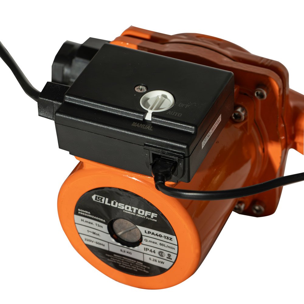 BOMBA PRESURIZADORA 0.5 HP • 65 L